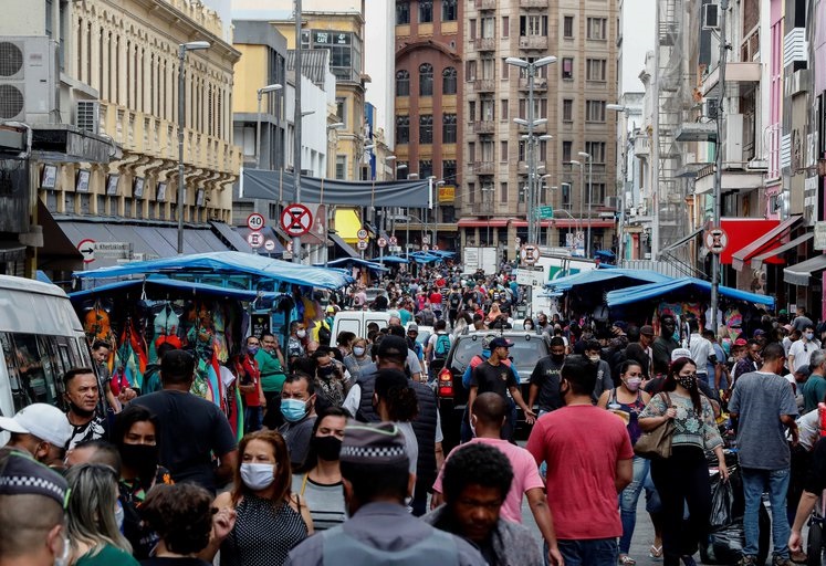 La economía brasileña cae un 0,1 % en el segundo trimestre del año