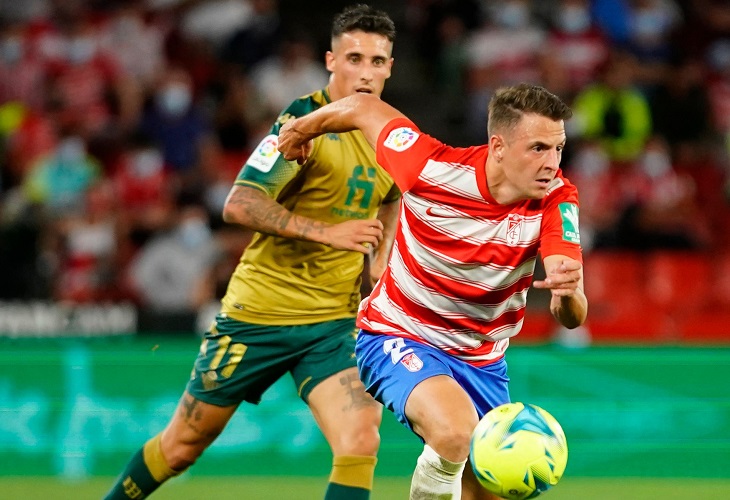 Santiago Arias, “feliz” por “sumar noventa minutos” once meses después