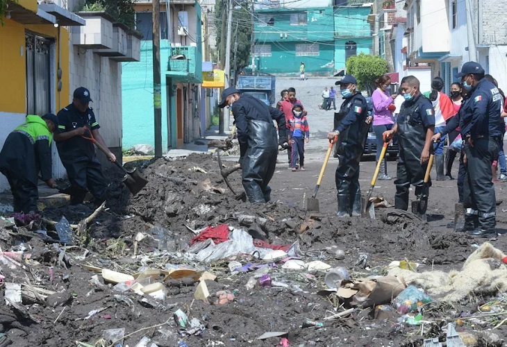 Sismo e inundaciones dejan varios muertos y miles de damnificados en México