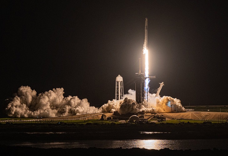 SpaceX abrió las puertas del espacio a los civiles con un histórico lanzamiento