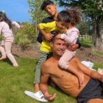 Un rebaño de ovejas hizo ir a Cristiano y a Georgina Rodríguez de su nueva casa