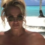Fotos de Britney Spears en la playa celebrando su libertad