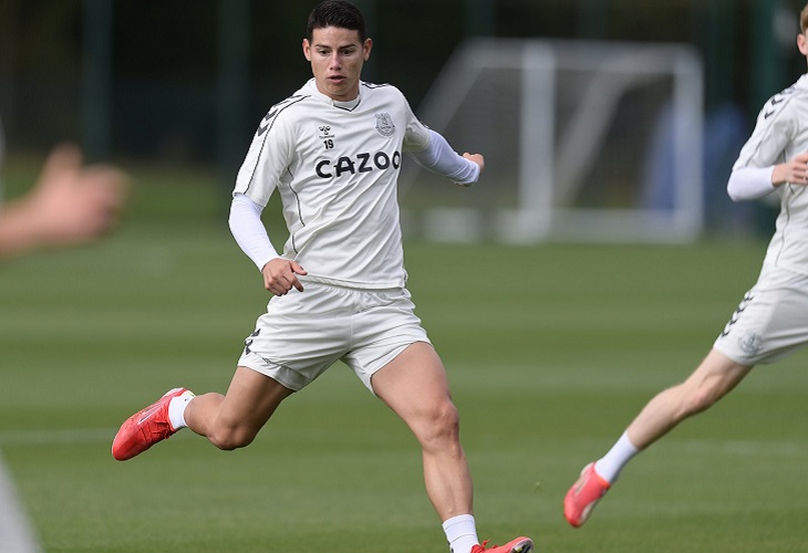 James Rodríguez habría mentido sobre lesión a Rafa Benítez