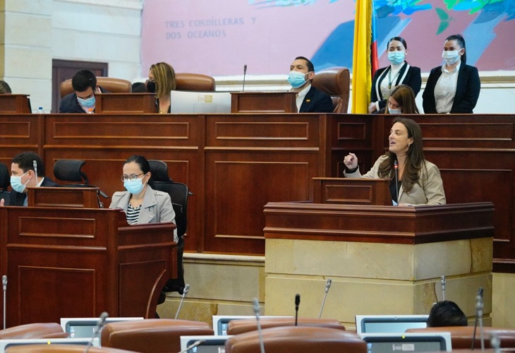 “Me siento orgullosa”, el discurso viral de Karen Abudinen en su moción de censura