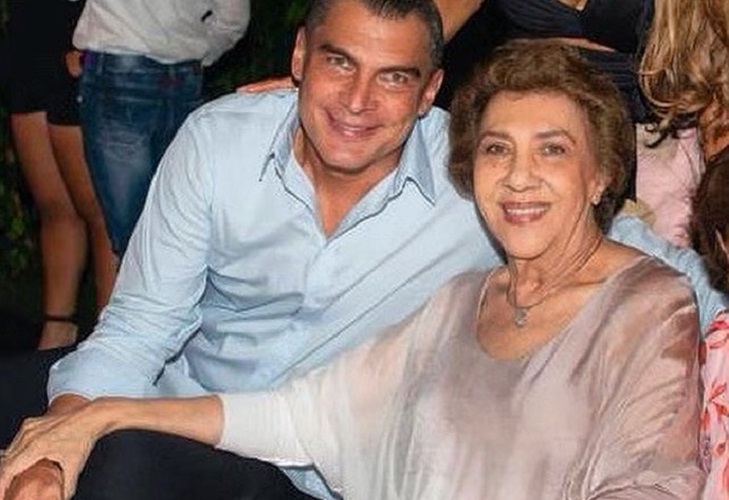 Faryd Mondragón pierde a su señora madre, Wassyla Ali