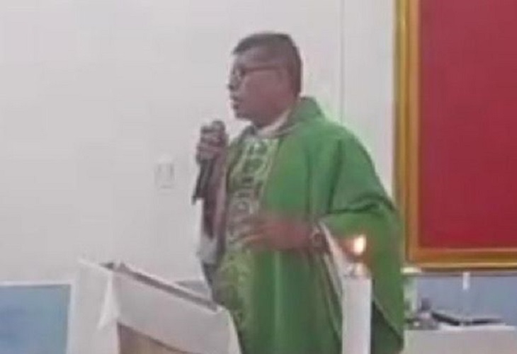 El sacerdote de Natagaima: sermón en que habla de 'maricas'