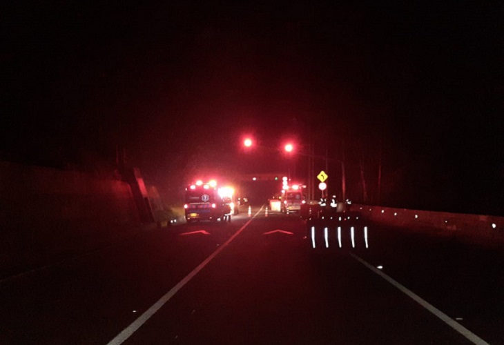 Incendio de camión en túnel Quebrada Blanca, vía Bogotá- Villavicencio