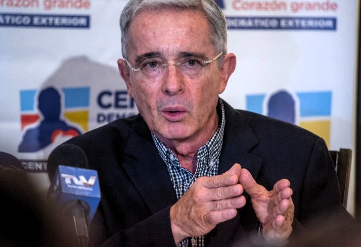 Álvaro Uribe tiene otra calle con su nombre en el sur de Florida (EE.UU.)