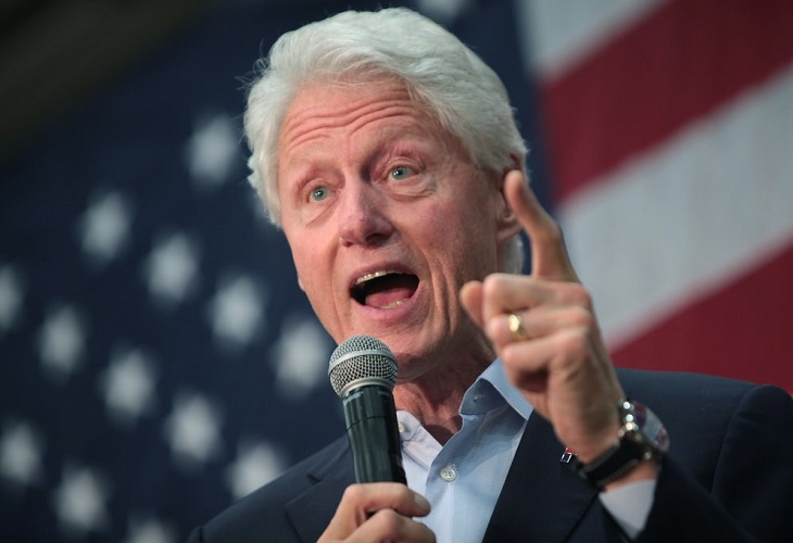 Bill Clinton espera recibir el alta hospitalaria este domingo