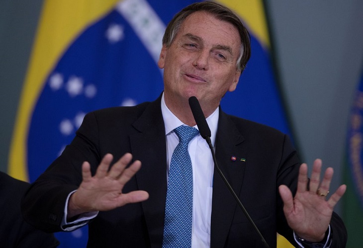 Bolsonaro se irrita con una pregunta sobre los más de 600.000 muertos en Brasil
