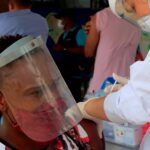 Colombia informa de 24 fallecidos por covid-19, la cifra más baja en 16 meses