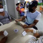 Colombia vuelve a los comienzos de la pandemia, con menos de mil contagios