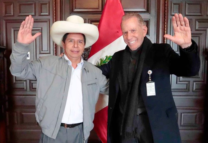 El nuevo asesor de Castillo en diez frases machistas, xenófobas y homófobas