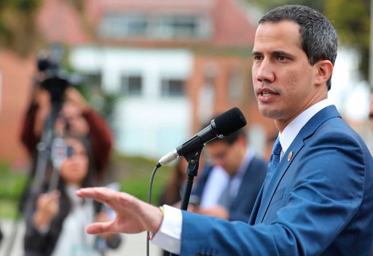El opositor Juan Guaidó condena hostigamiento a periodistas en Venezuela