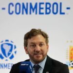 El presidente de la Conmebol defiende a los arbitrajes