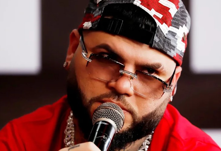 Farruko lanza el videoclip de Baja Cali, inspirado en corridos tumbados
