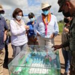 La subsecretaria de EE.UU. visita frontera de Panamá en plena ola migratoria