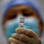 La vacuna de la covid de Pfizer es altamente efectiva en adolescentes