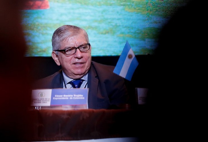 Los expresidentes Gaviria y Pastrana, salpicados en los Papeles de Pandora