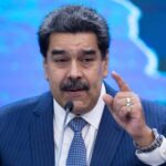 Maduro insta a los candidatos a realizar una campaña electoral limpia