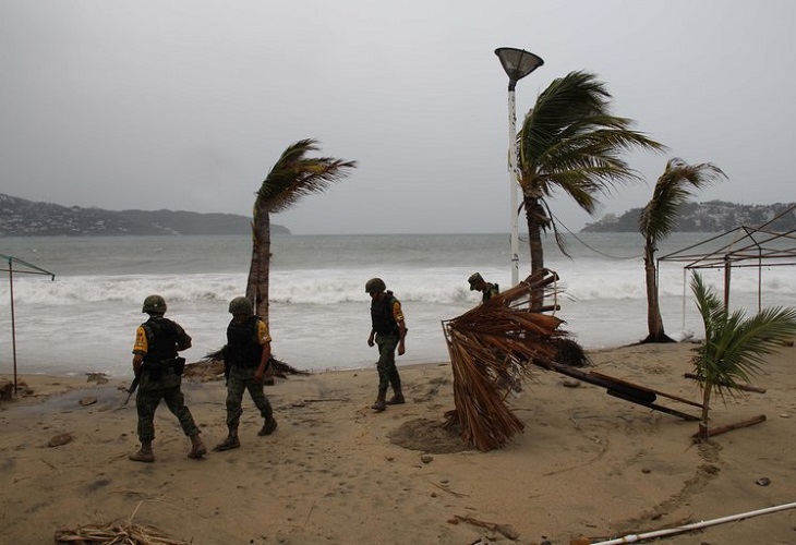 México emite alerta por posible llegada de huracán en costas del Pacífico