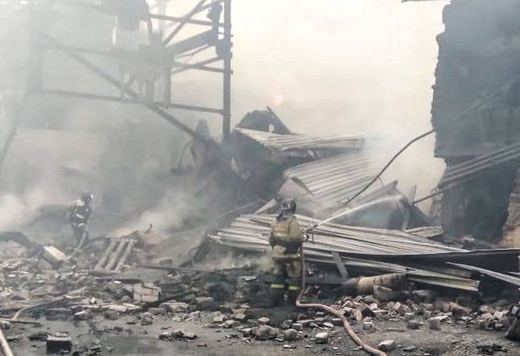 Se elevan a 16 las personas muertas en una explosión en una fábrica rusa