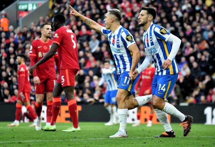 Un gran Brighton sorprende al Liverpool