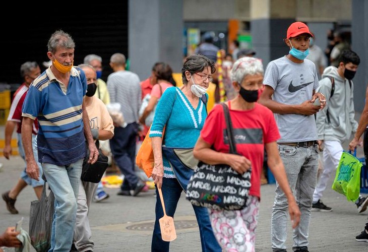 Venezuela, a mayor número de casos de covid, más flexibilización de medidas
