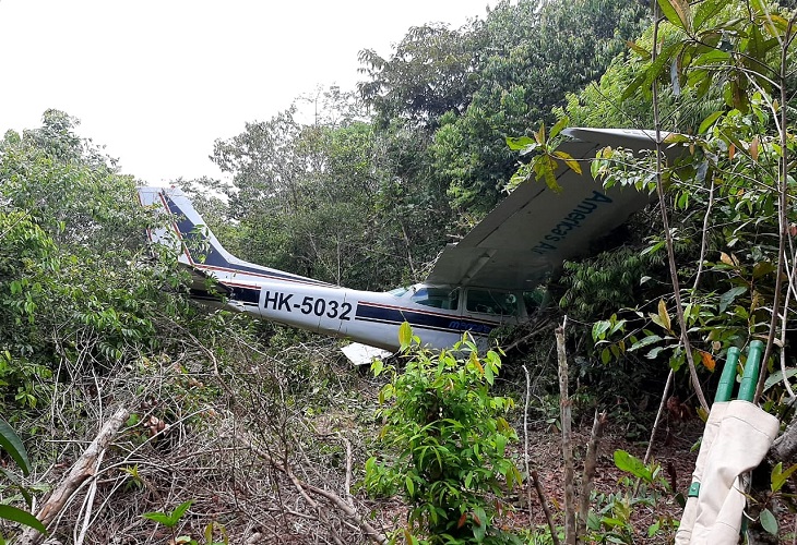 El piloto Iván Darío Sandoval sobrevivió al accidente de una avioneta en Mitú