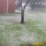 Aguacero en Bogotá terminó con caída de granizo