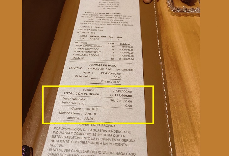 Mujer se queja por cuenta de 30 millones de pesos en restaurante El Cielo