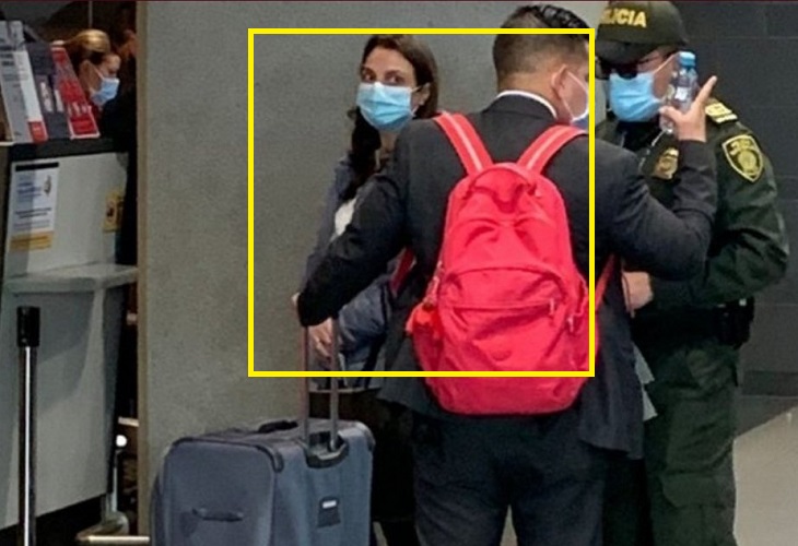 La foto de Karen Abudinen saliendo de Colombia que disparó las conjeturas