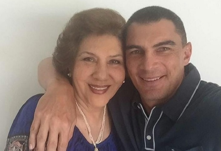Faryd Mondragón da el último adiós a su señora madre: "Dejas un vacío enorme"