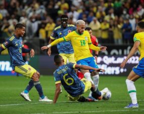 Brasil suma su undécimo triunfo en 12 partidos y deja a Colombia en repesca