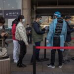 China suma 35 nuevos casos del virus, seis de ellos por contagio local