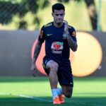 Coutinho fue el primero en concentrarse con Brasil para el partido con Colombia
