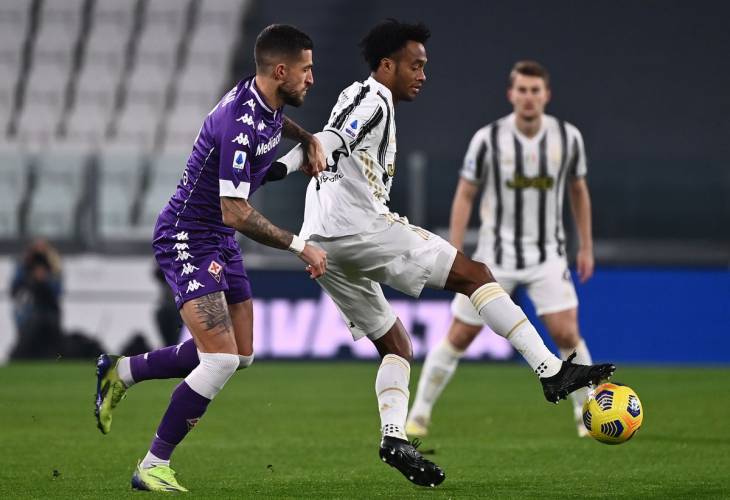 Cuadrado salva al Juventus en el 91