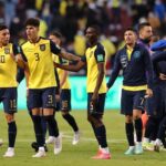 Ecuador trabaja a puerta cerrada para enfrentar a Chile en Santiago