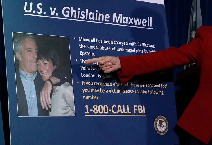 Una supuesta víctima de Jeffrey Epstein implica a Ghislaine Maxwell en los abusos