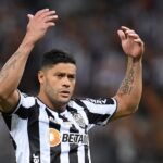 Hulk da victoria ante Fluminense y deja al Mineiro con la mano en el título