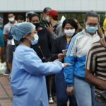 Los casos de covid-19 suben en Colombia y se ubican en 1.975 este viernes