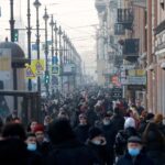 Los casos globales de COVID-19 suben por segunda semana consecutiva