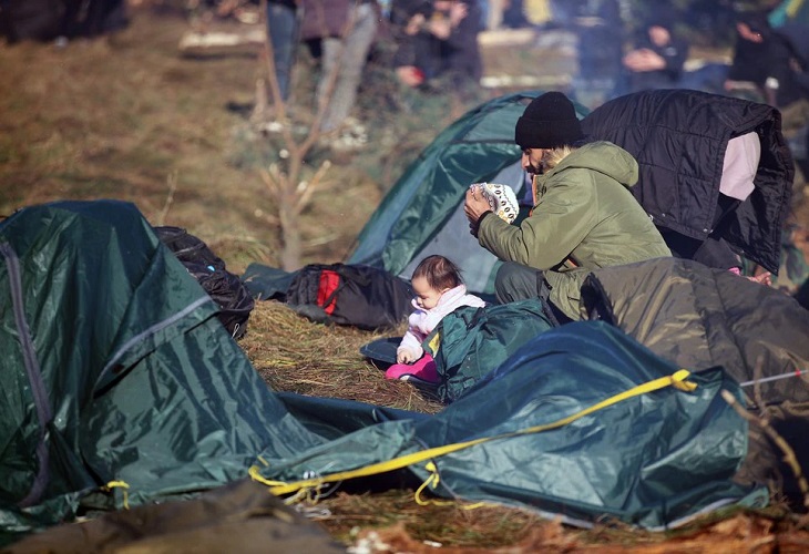 Lukashenko acusa a mafias europeas de la crisis migratoria con Polonia