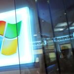 Microsoft presenta un nuevo portátil y una versión de Windows para la escuela