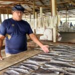 Pescadores artesanales hondureños mejoran sus vidas con energía solar