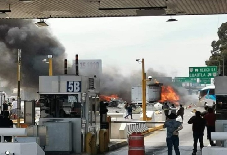 2 colombianos murieron en brutal accidente en la vía México-Puebla