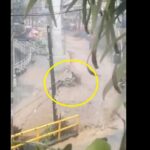 En Bello, la corriente por las lluvias se llevó varias motocicletas