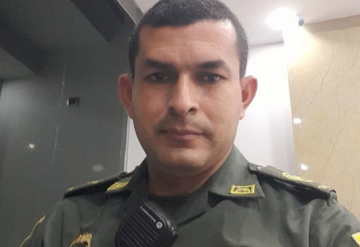 Jhon García: policía se mató en CAI de Barranquilla