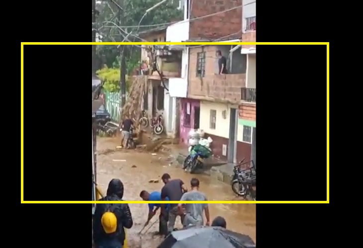 Lluvias provocan desborde de quebrada en Santo Domingo Savio