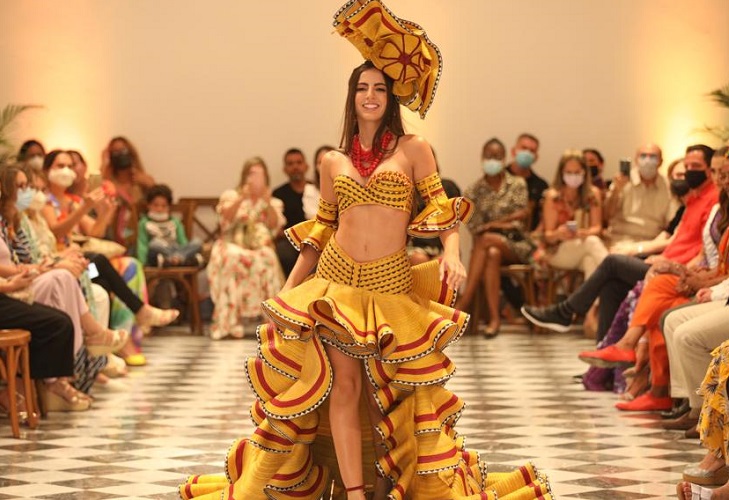 Señorita Córdoba gana mejor traje artesanal en el Reinado Colombia